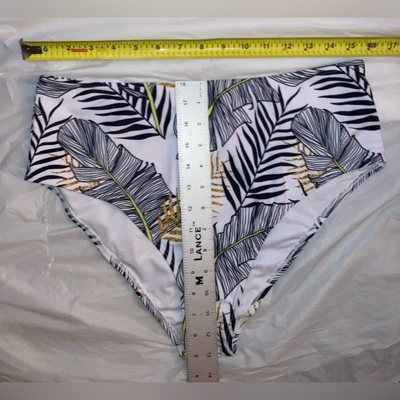 SHEIN Women’s Tropical Palm Tree black green yellow print XL Bikini Bottom NWOT - Picture 8 of 8